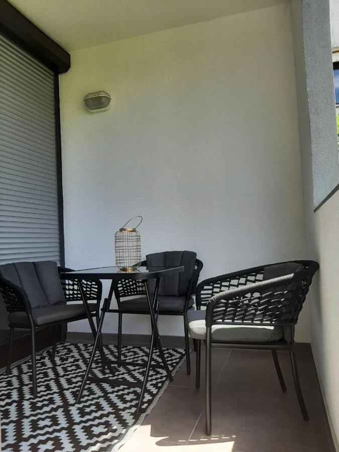 Maximus 2 Apartamento Čakovec Exterior foto